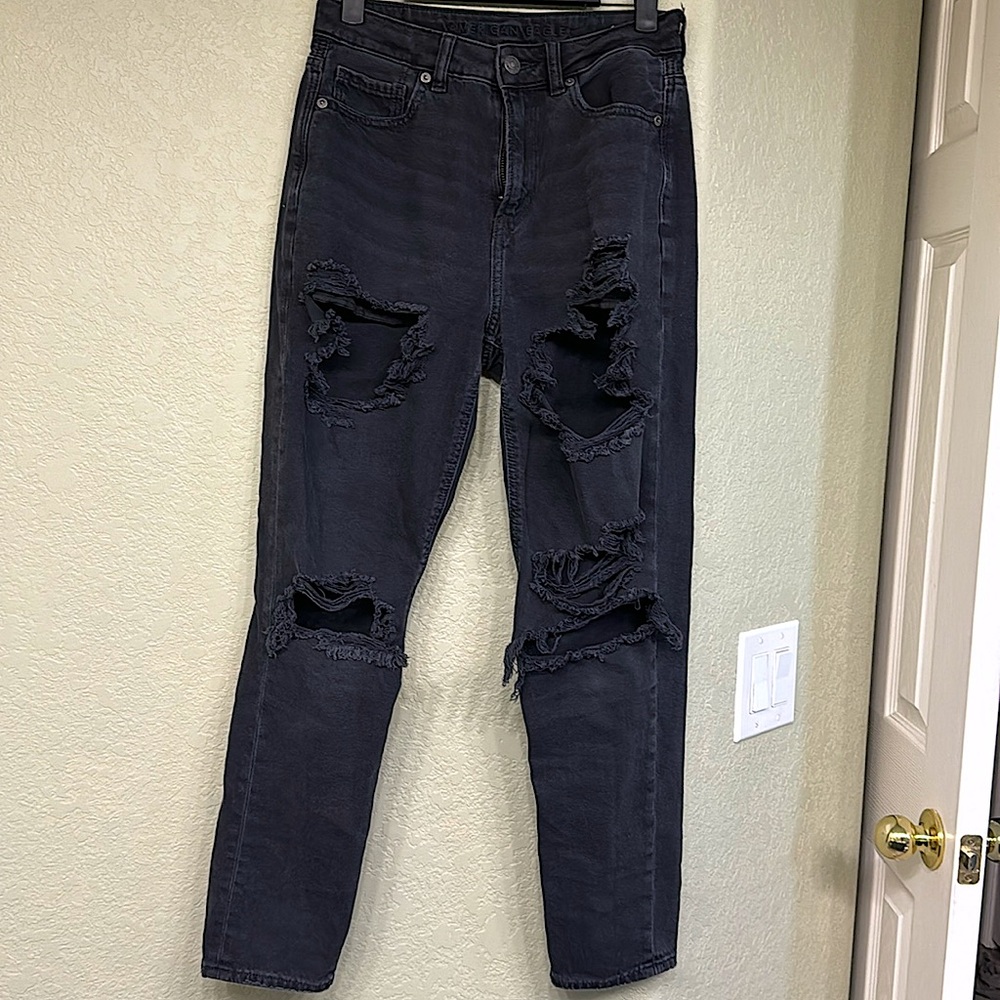 Black ripped mom Jeans